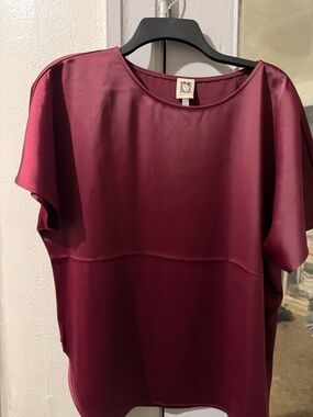 Ann Klein short sleeve blouse